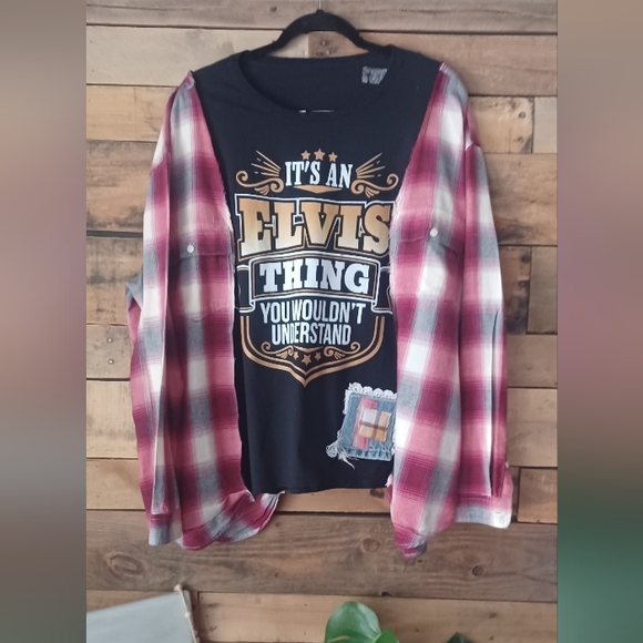 Upcycled Elvis Presley Graphic Tee - Picture 1 of 10